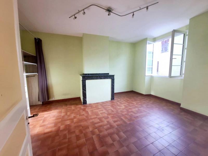 Propriété - 175 m² - 7 pièces