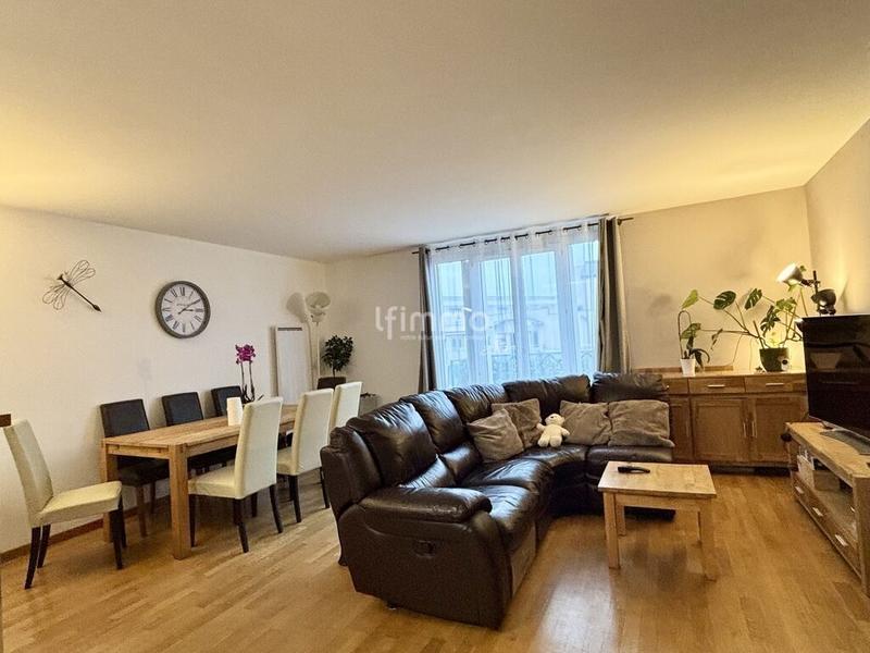 Appartement - 77 m² - 4 pièces