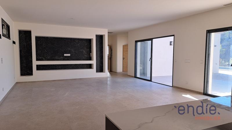 Maison - 154 m² - 4 pièces