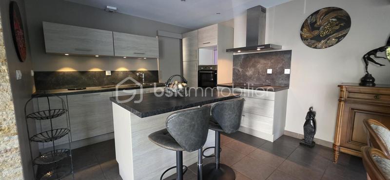 Maison - 115 m² - 6 pièces