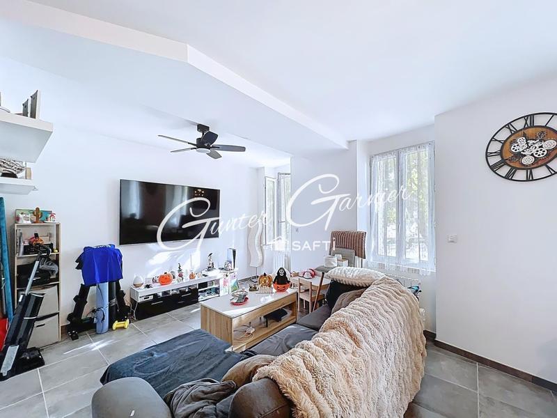 Appartement - 81 m² - 3 pièces