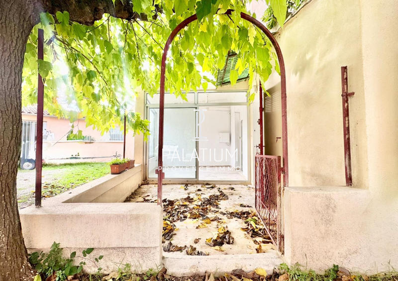 Villa - 80 m² - 4 pièces