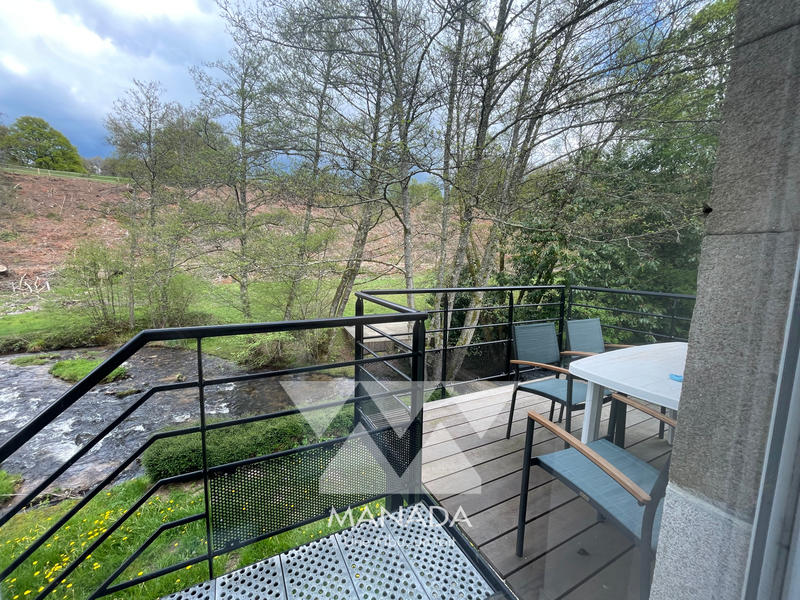 Maison - 225 m² - 6 pièces