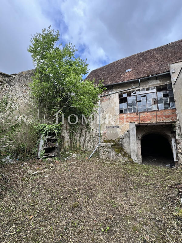 Maison de village - 300 m² - 7 pièces