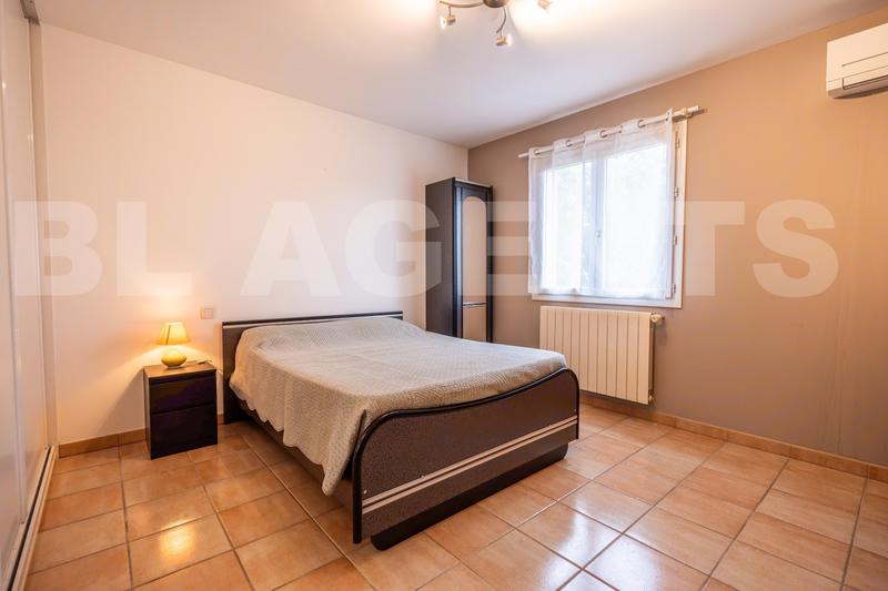 Maison - 291 m² - 10 pièces