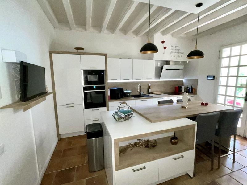 Maison - 185 m² - 6 pièces