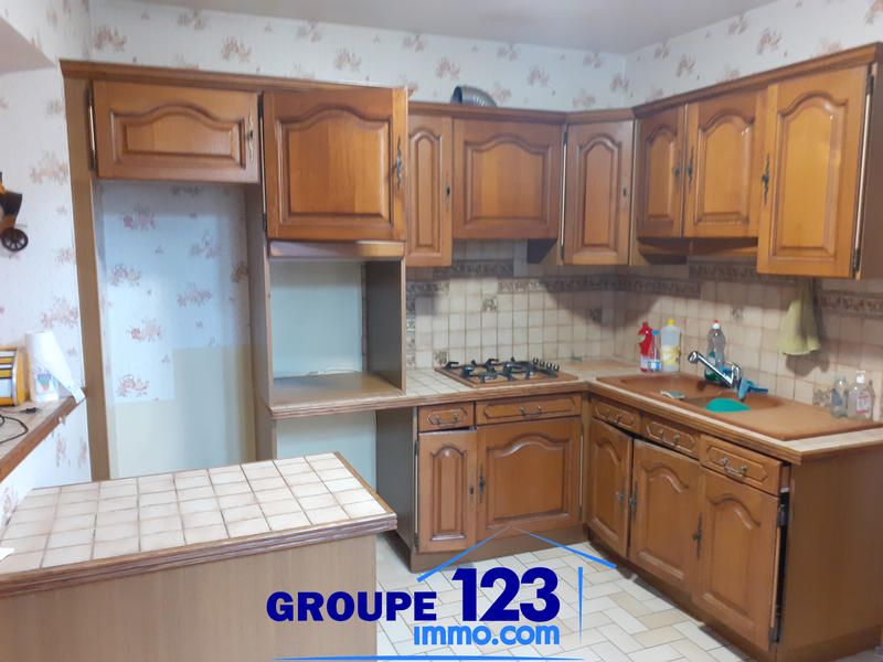 Maison - 152 m² - 8 pièces