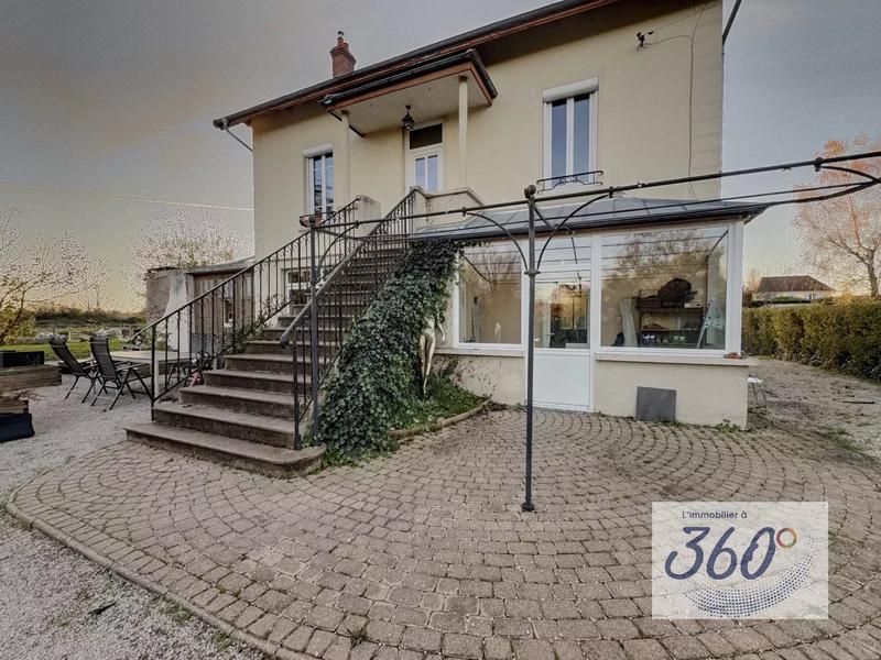 Maison - 148 m² - 4 pièces
