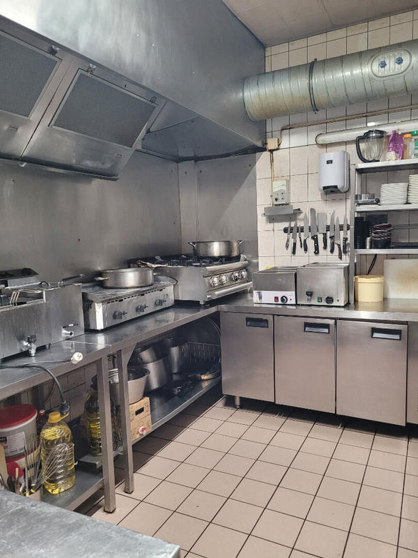 Fonds de commerce - 180 m²