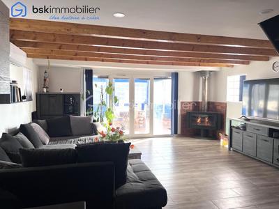 Maison - 75 m² - 5 pièces