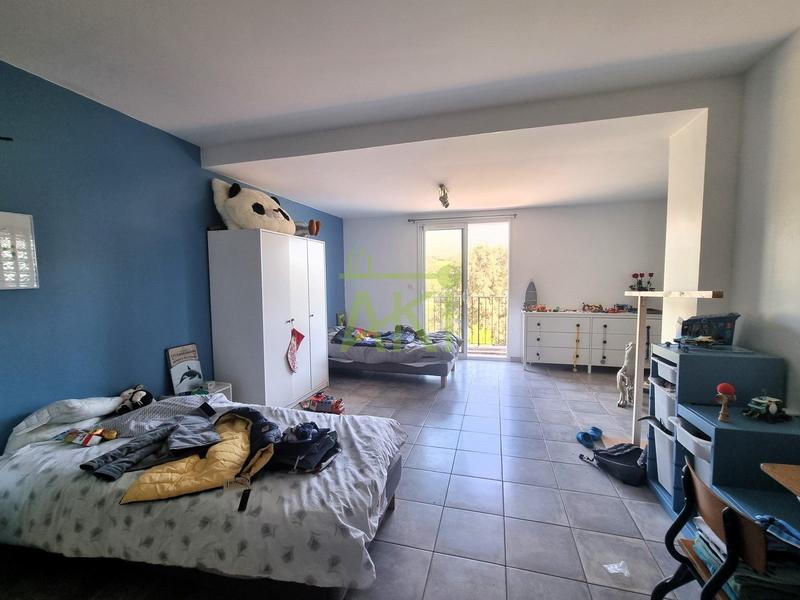 Maison - 376 m² - 7 pièces