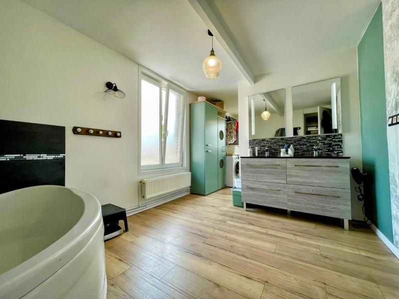 Maison - 158 m² - 5 pièces