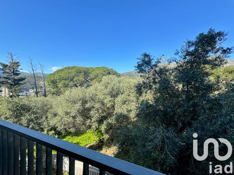 Appartement - 122 m² - 5 pièces