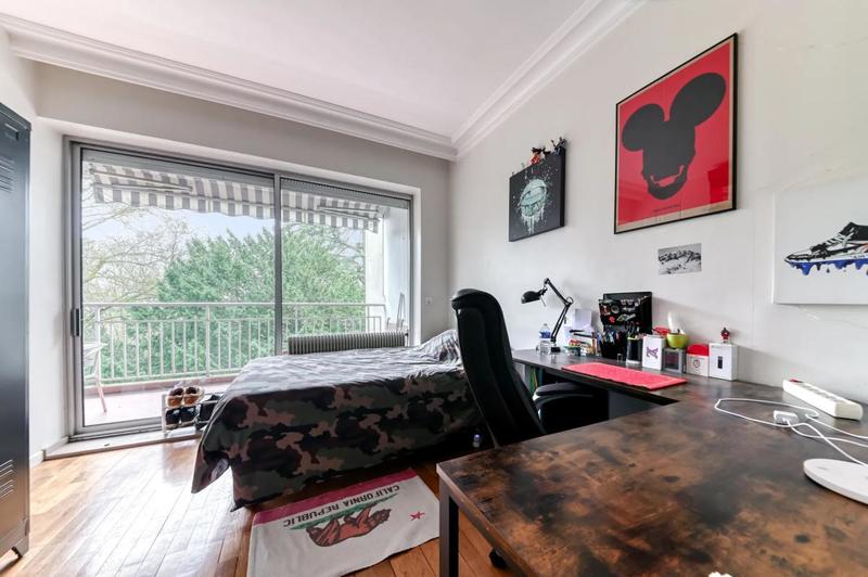 Appartement - 155 m² - 8 pièces