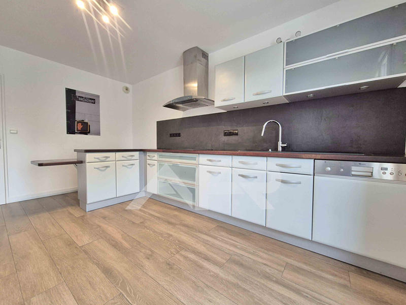 Maison - 164 m² - 7 pièces