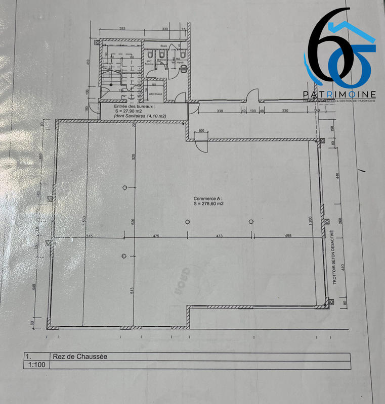 Local commercial - 279 m² - 8 pièces