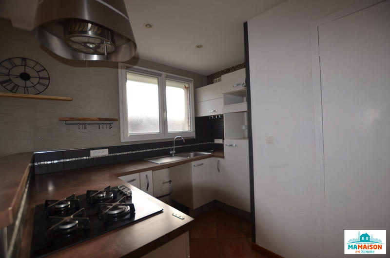 Maison - 83 m² - 5 pièces