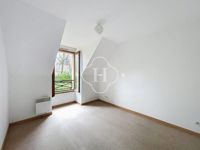 Maison - 105 m² - 6 pièces