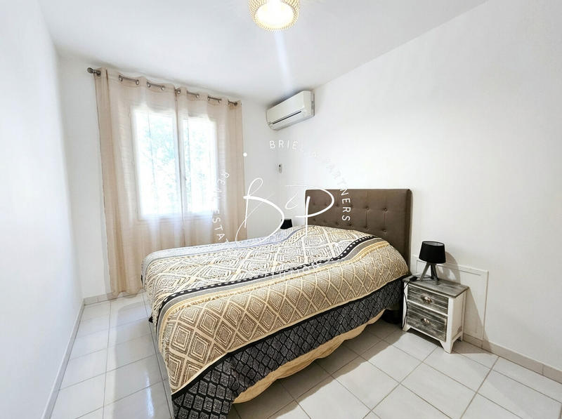 Maison - 183 m² - 7 pièces