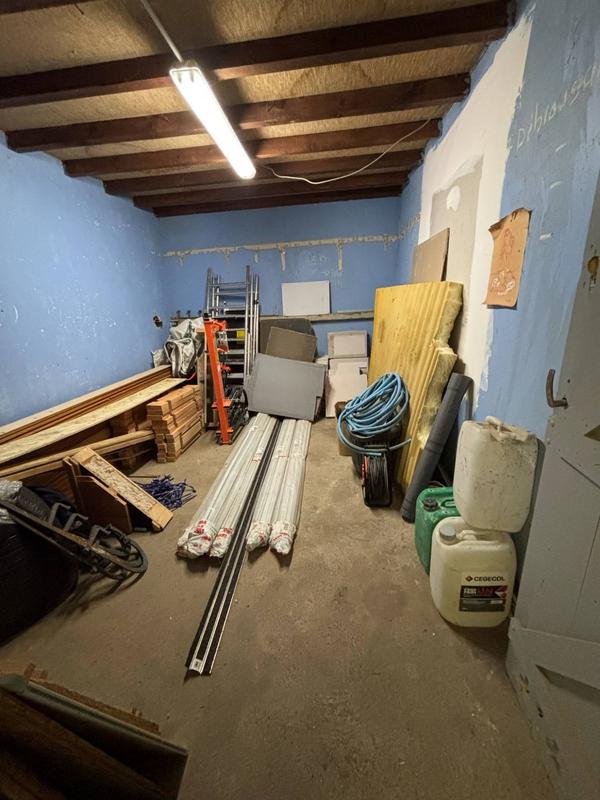 Local d'activités - 237 m² - 4 pièces