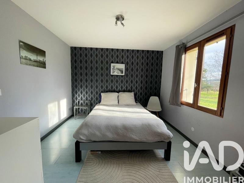 Maison - 137 m² - 5 pièces