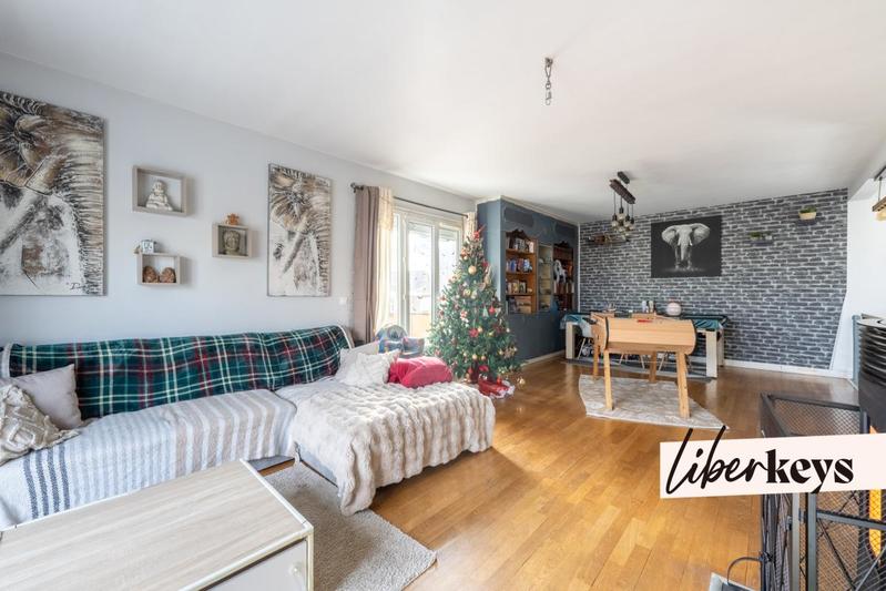 Appartement - 100 m² - 4 pièces