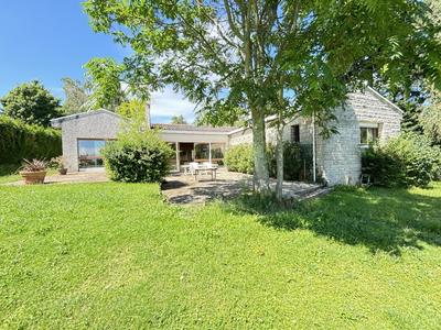 Propriété - 323 m² - 17 pièces