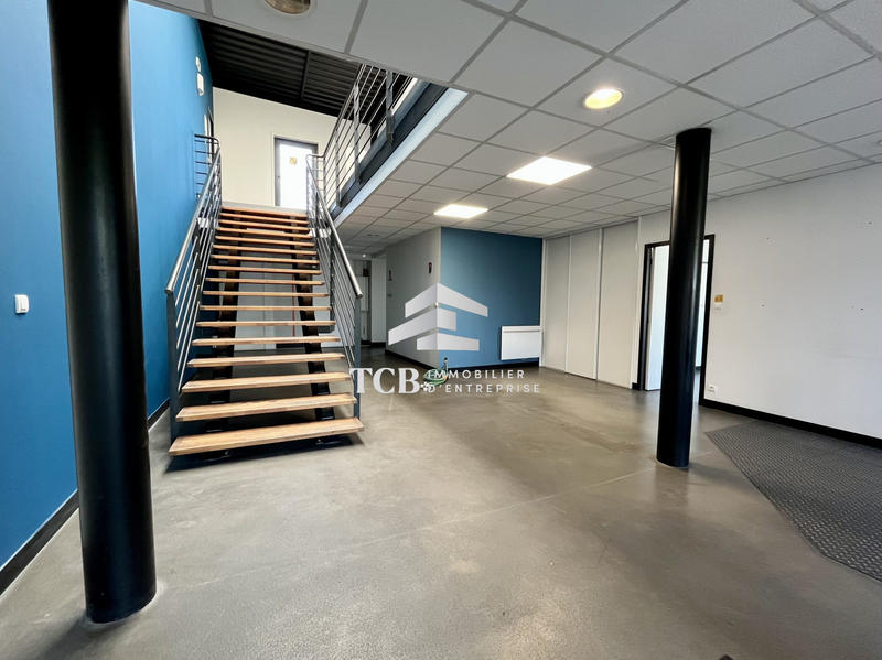 Local d'activités - 1 175 m²