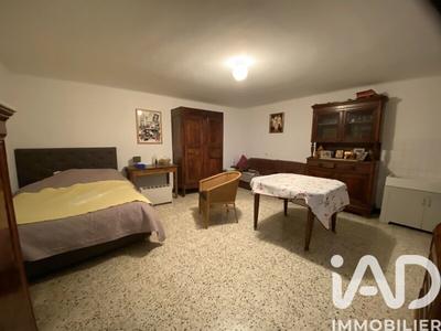 Maison - 234 m² - 7 pièces