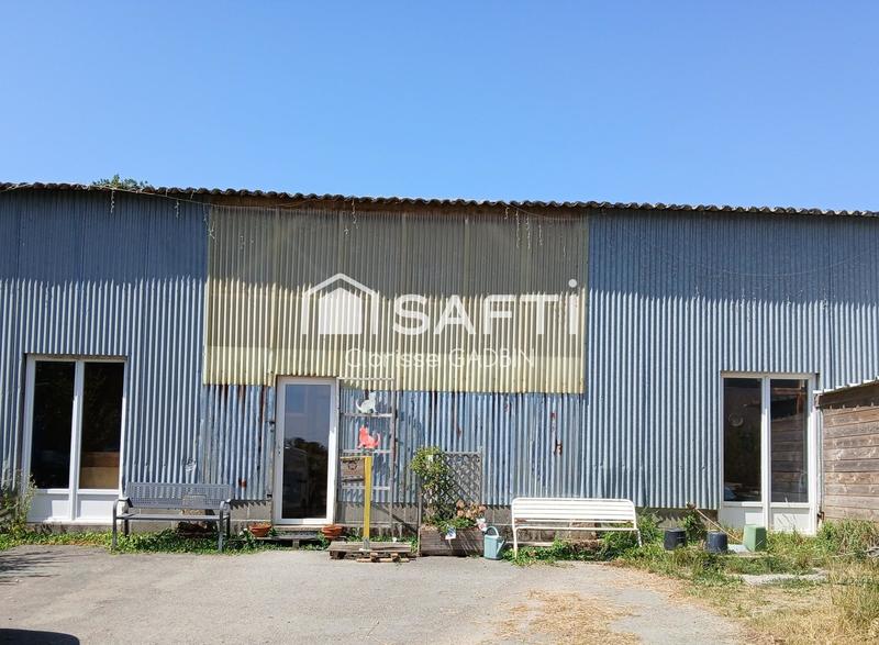 Local commercial - 8 768 m²