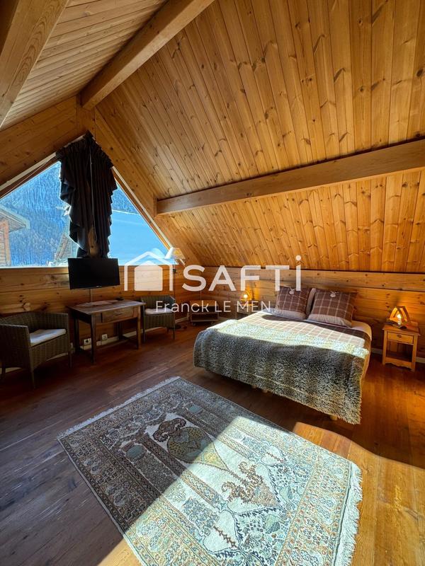 Châlet - 1 020 m² - 17 pièces