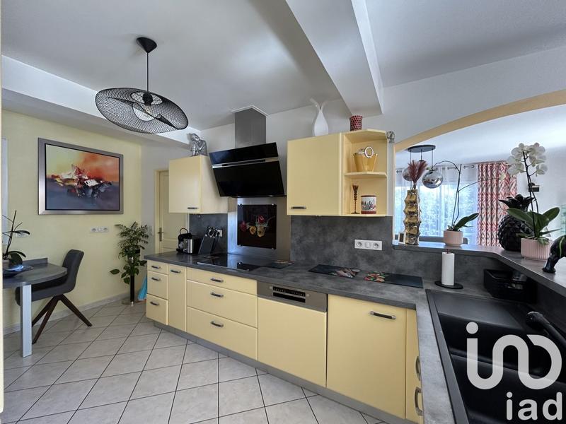 Maison - 143 m² - 6 pièces