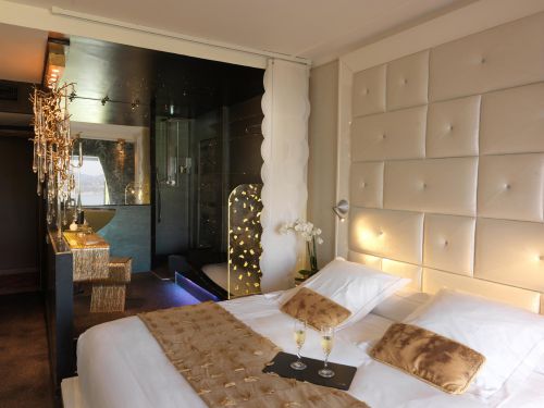 Hôtel Marinca***** &amp; Spa