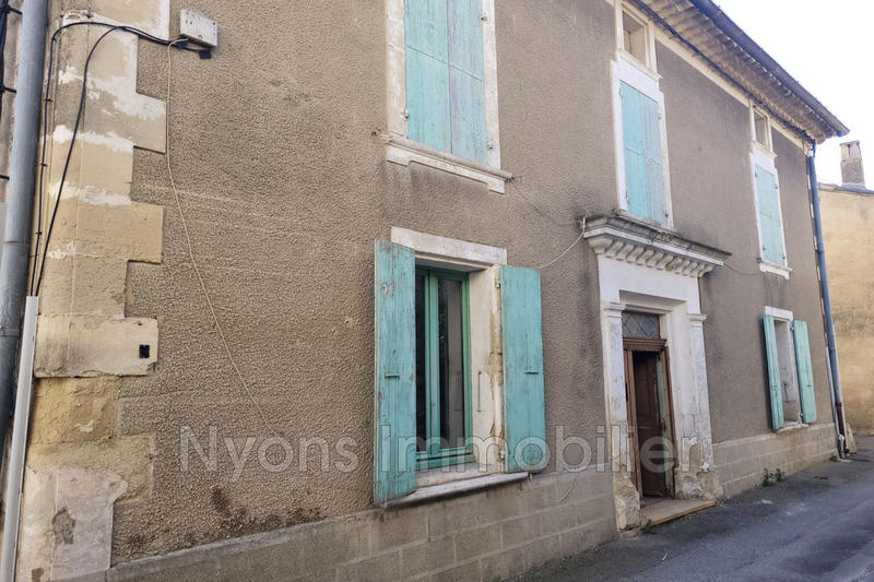 Maison de village - 123 m² - 6 pièces