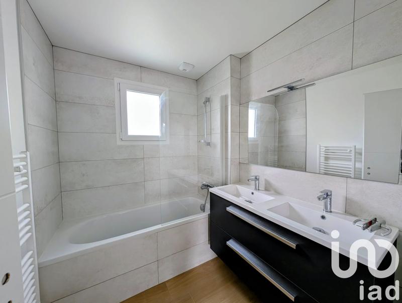 Maison - 117 m² - 6 pièces