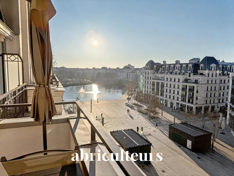 Appartement ancien - 70 m² - 3 pièces