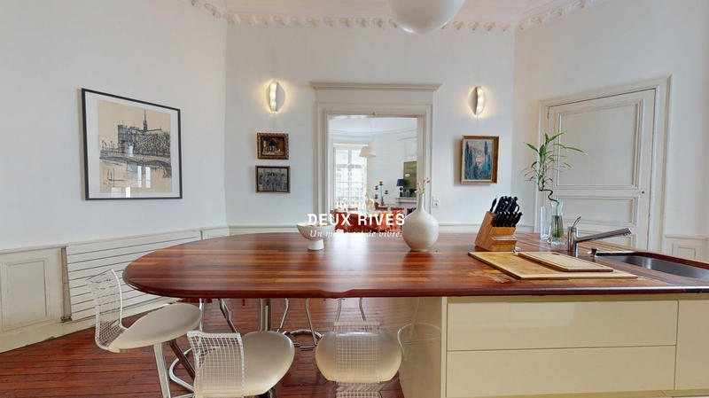 Appartement - 155 m² - 5 pièces