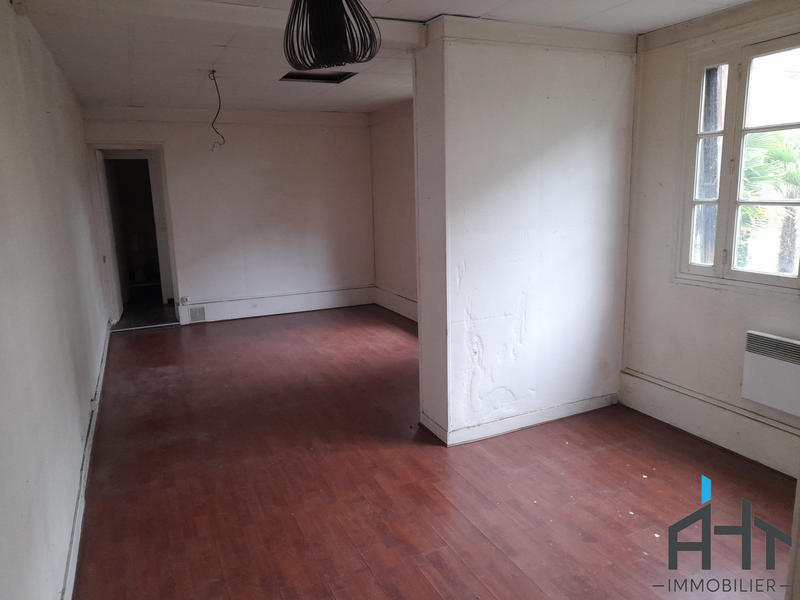 Bureau - 44 m² - 2 pièces