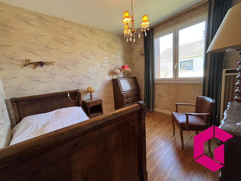 Maison - 170 m² - 7 pièces