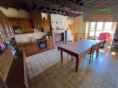 Maison - 380 m² - 5 pièces