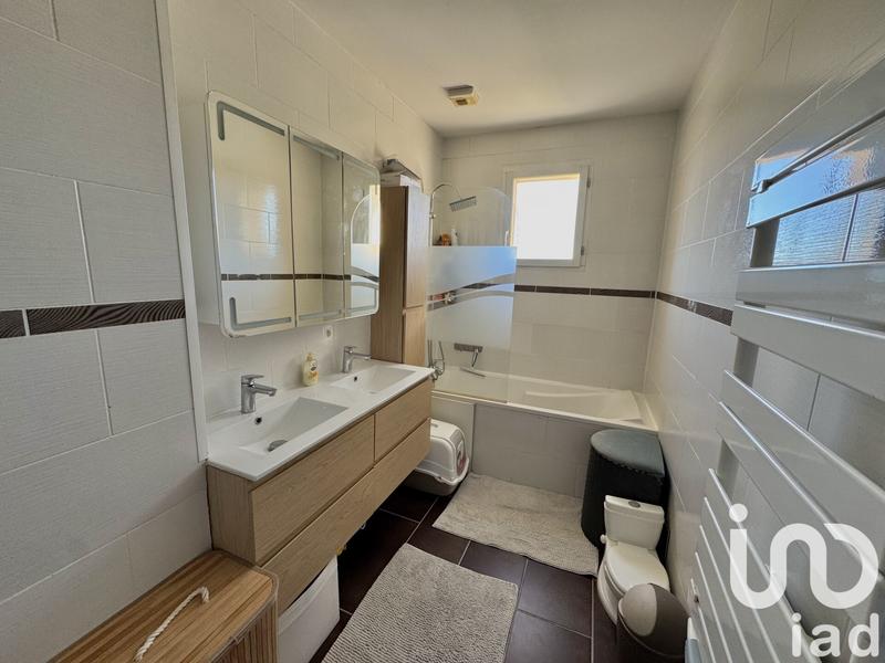 Maison - 93 m² - 5 pièces