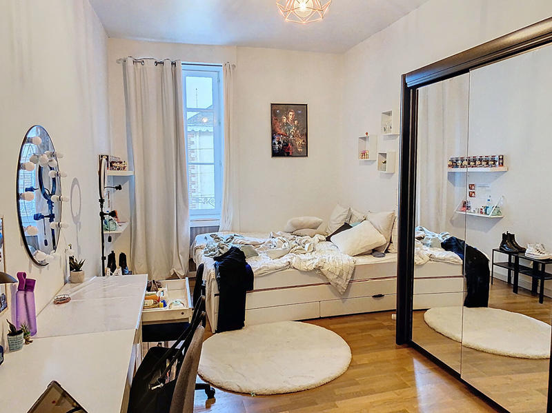 Appartement - 162 m² - 6 pièces