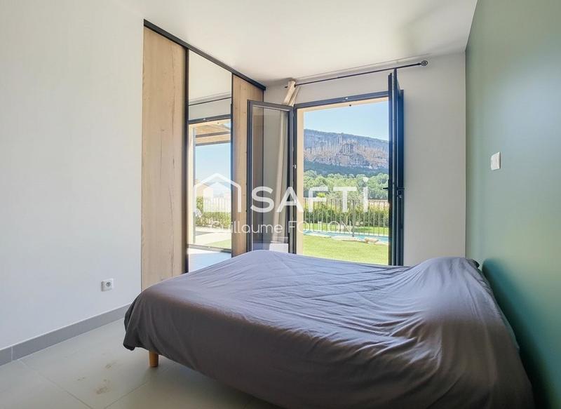 Maison - 117 m² - 4 pièces