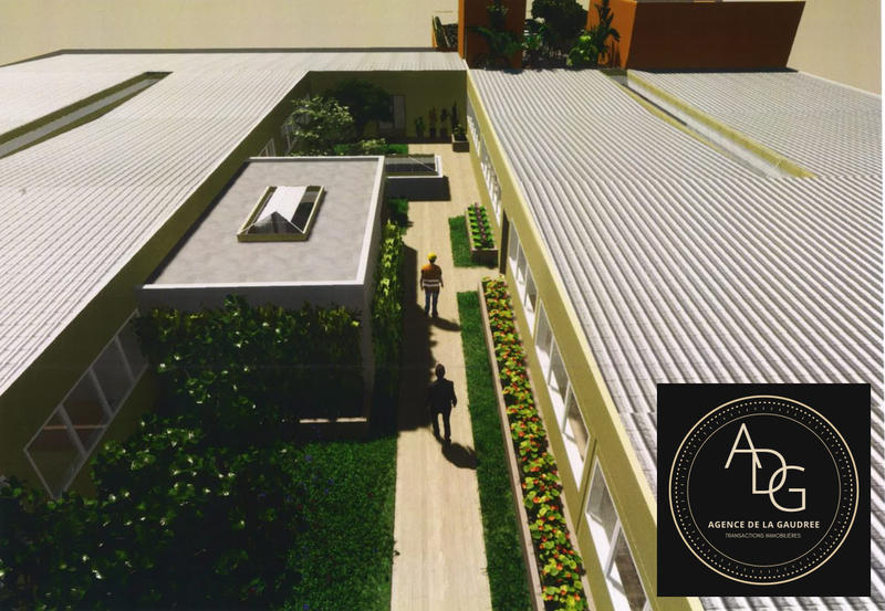 Local d'activités - 182 m²