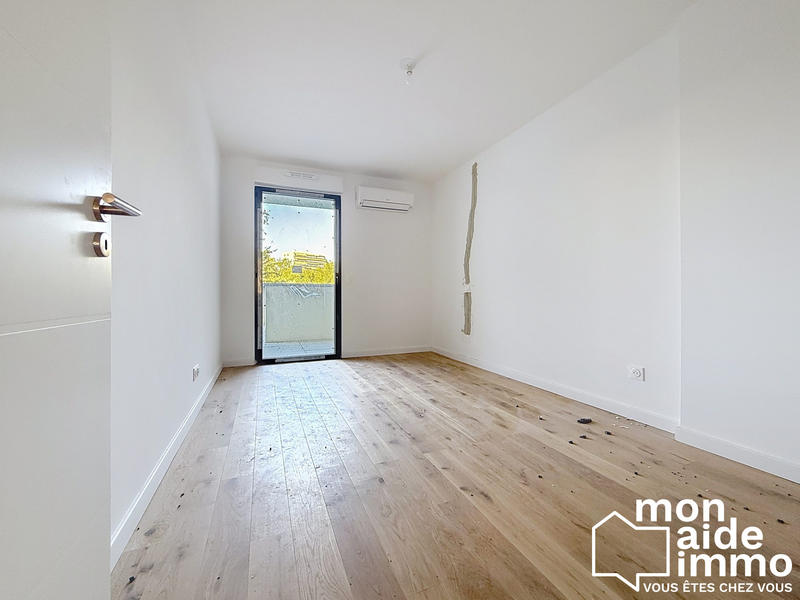 Appartement - 70 m² - 3 pièces