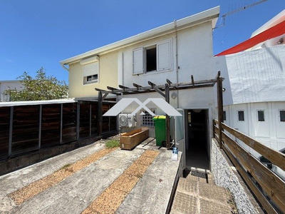 Maison traditionnelle - 70 m² - 3 pièces