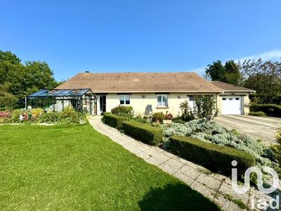 Maison - 200 m² - 6 pièces