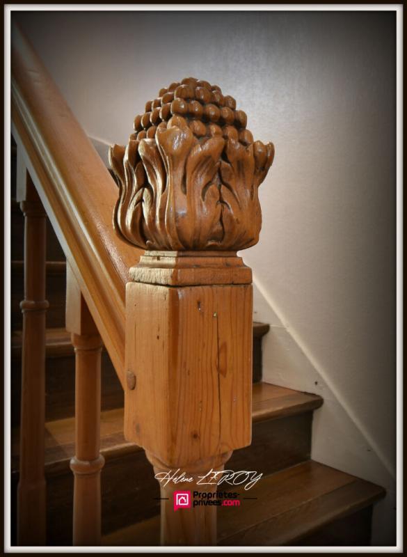 Maison - 260 m² - 12 pièces