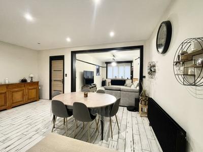 Maison - 154 m² - 5 pièces