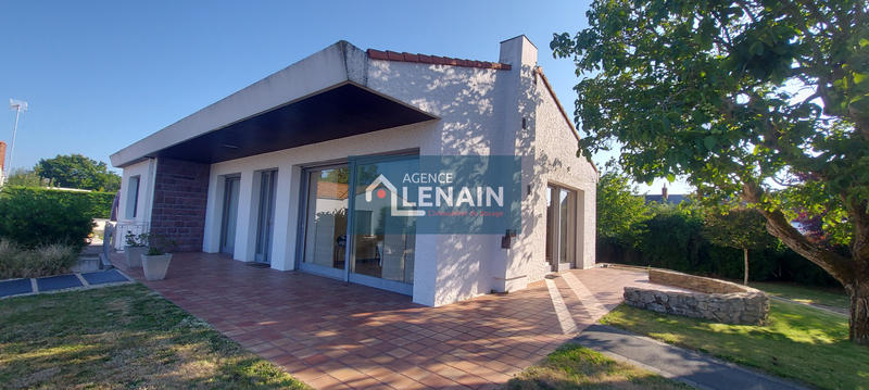 Maison - 162 m² - 9 pièces